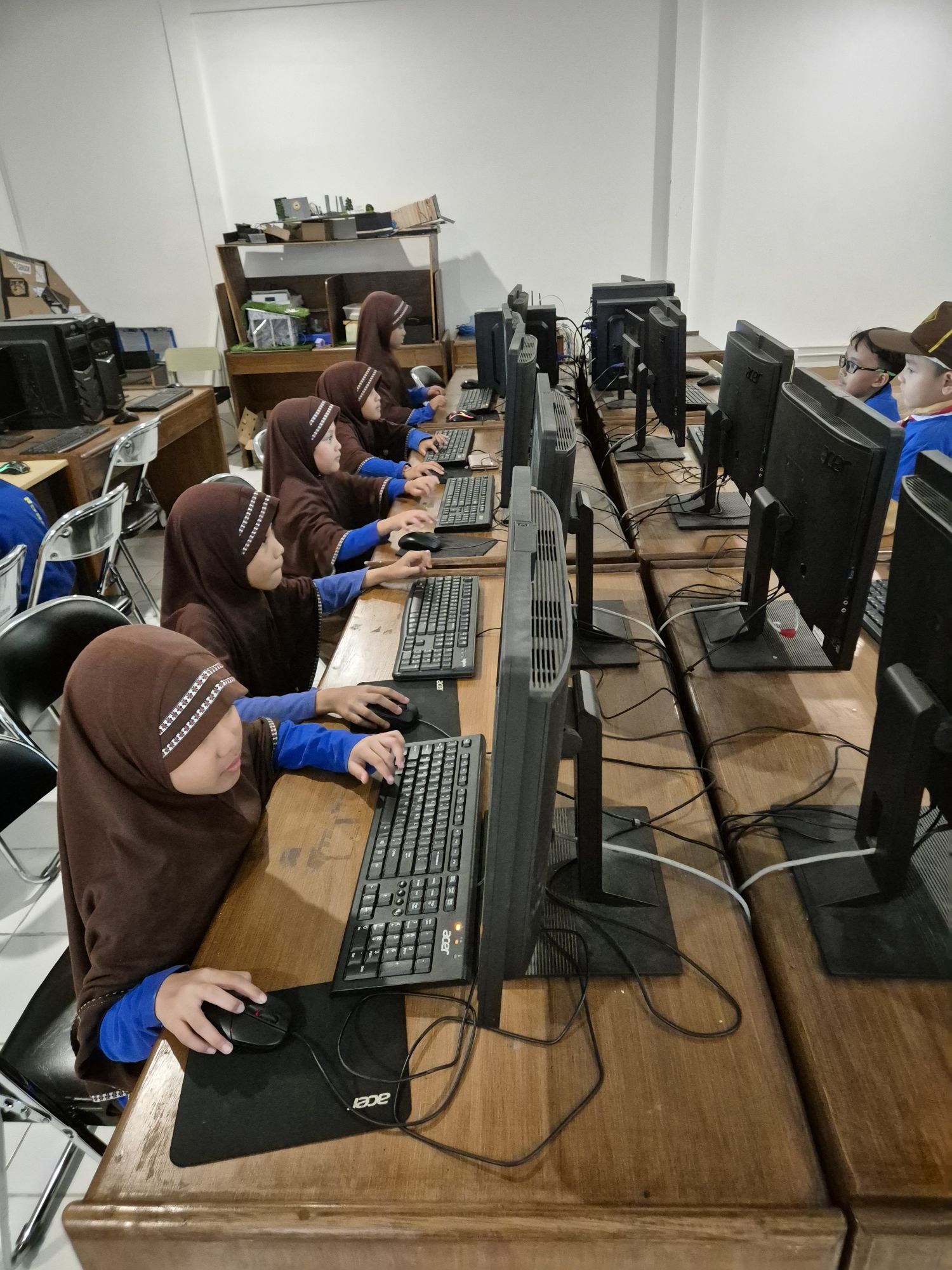 20251120_1503281116686229453539932